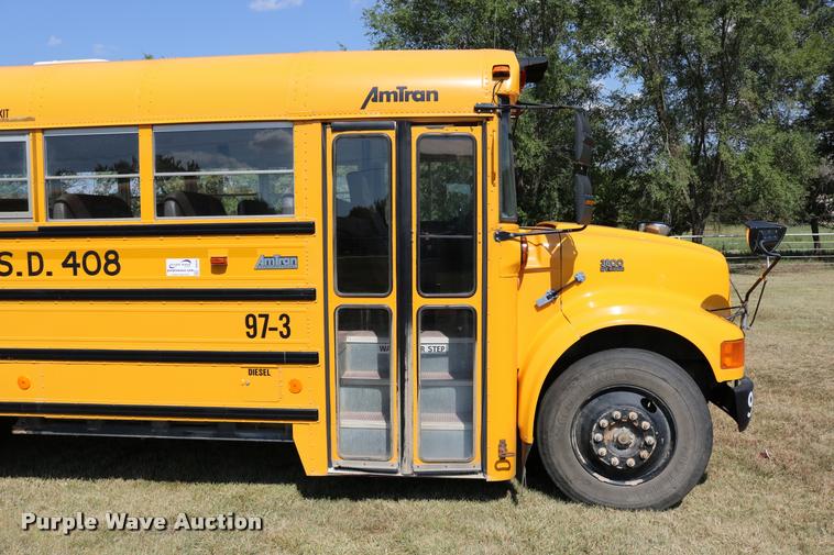 image for item DB9292 1997 International 3800 school bus