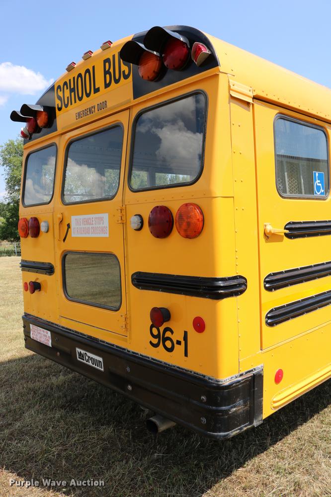 image for item DB9293 1997 International 3800 bus