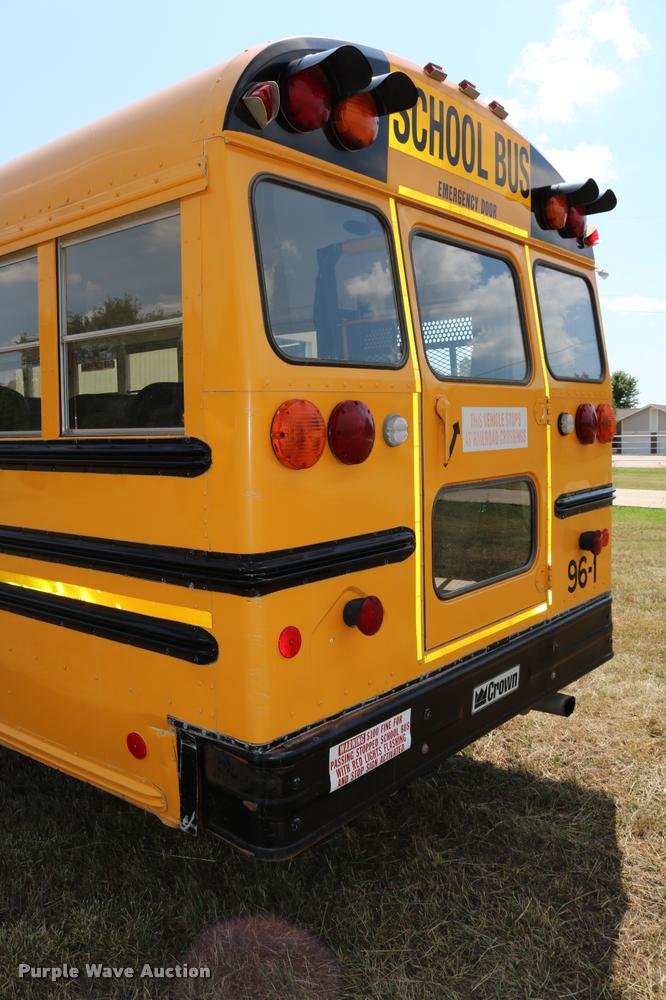 image for item DB9293 1997 International 3800 bus