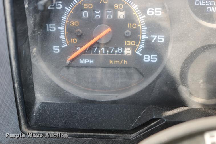 image for item DB9294 1995 Chevrolet G30 Blue Bird school bus