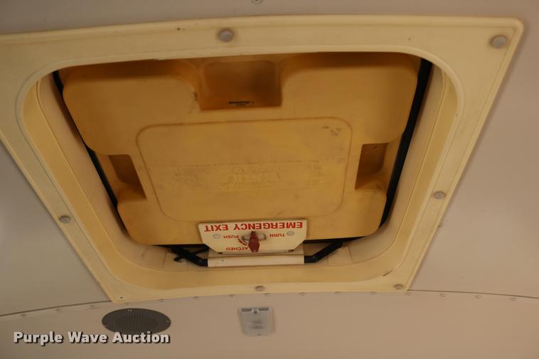 image for item DB9294 1995 Chevrolet G30 Blue Bird school bus