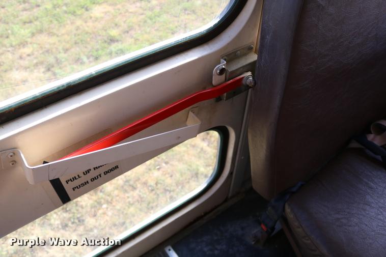 image for item DB9294 1995 Chevrolet G30 Blue Bird school bus