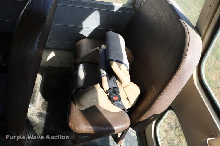 image for item DB9294 1995 Chevrolet G30 Blue Bird school bus