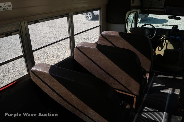 image for item DB9294 1995 Chevrolet G30 Blue Bird school bus