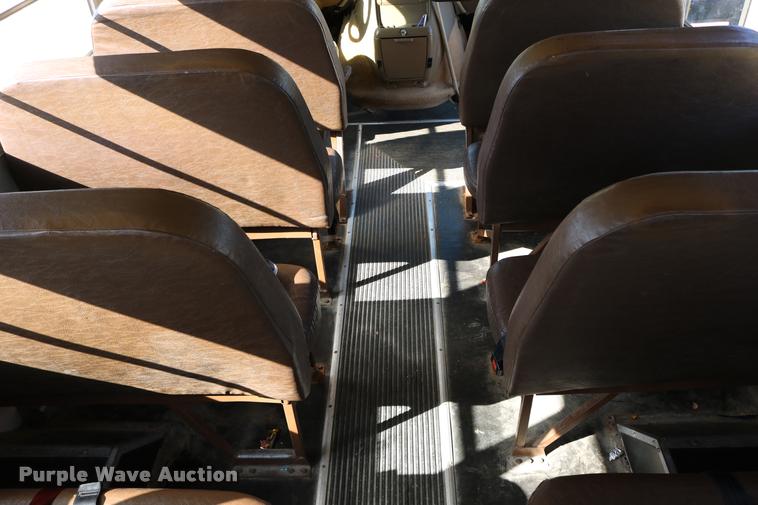 image for item DB9294 1995 Chevrolet G30 Blue Bird school bus