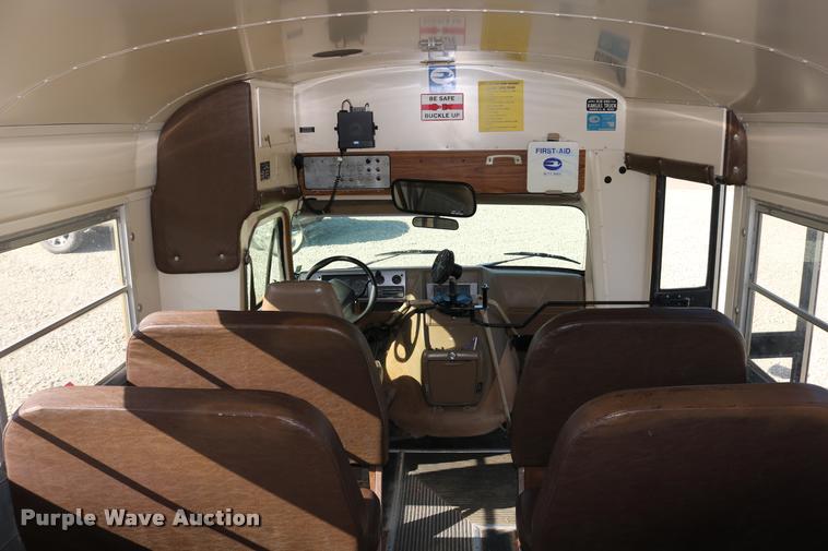 image for item DB9294 1995 Chevrolet G30 Blue Bird school bus