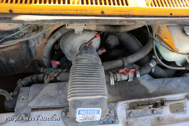 image for item DB9294 1995 Chevrolet G30 Blue Bird school bus