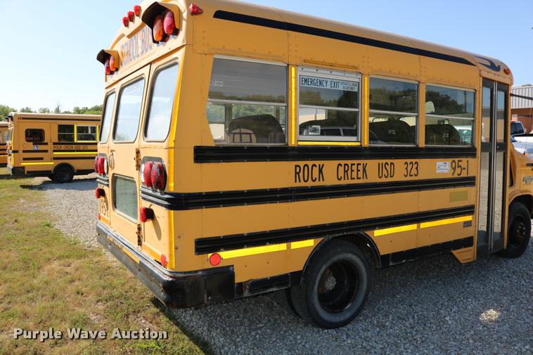 image for item DB9294 1995 Chevrolet G30 Blue Bird school bus