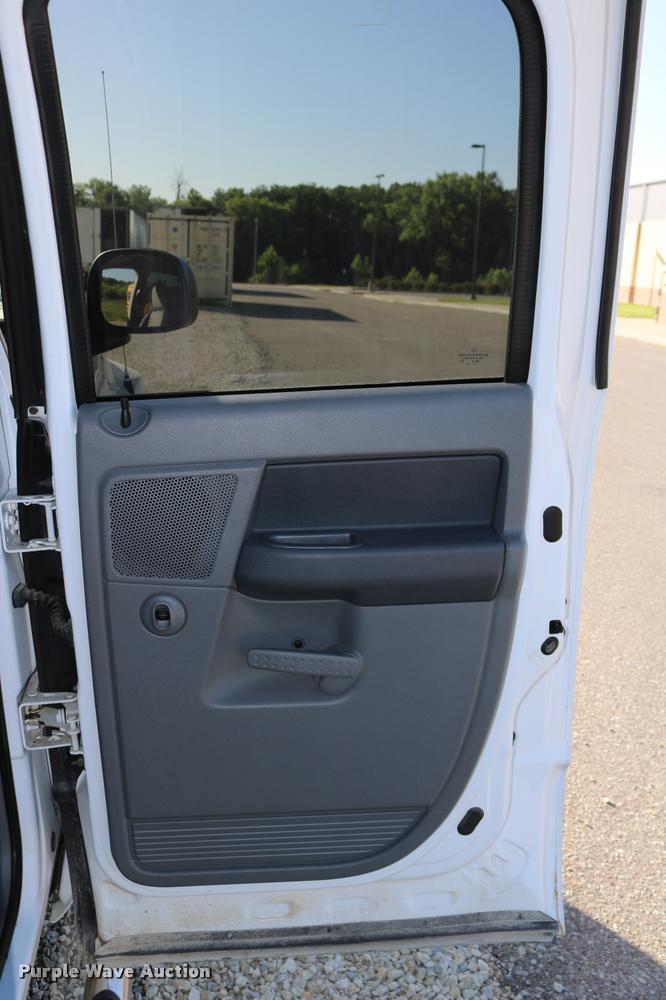 image for item DB9295 2007 Dodge Ram 1500 Quad Cab pickup truck