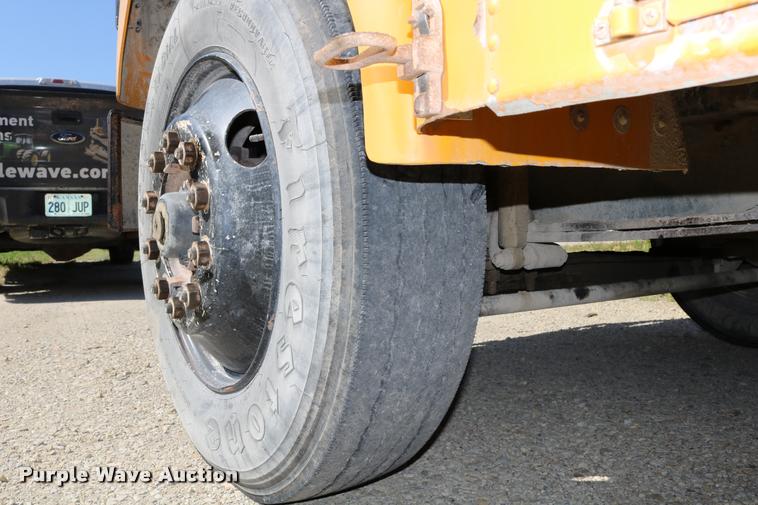 image for item DB9296 1999 Freightliner FS65 Blue Bird school bus