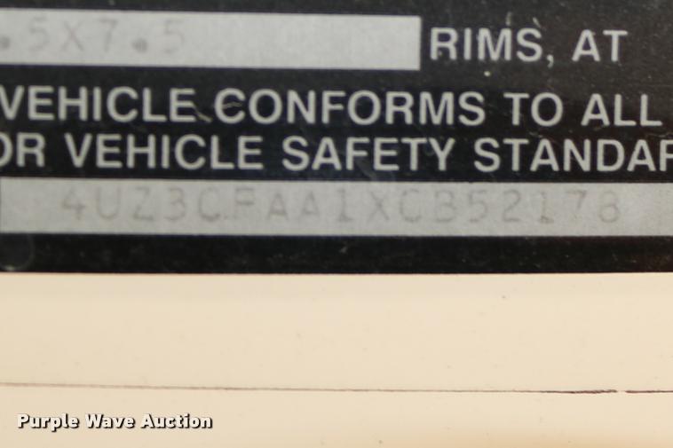 image for item DB9296 1999 Freightliner FS65 Blue Bird school bus