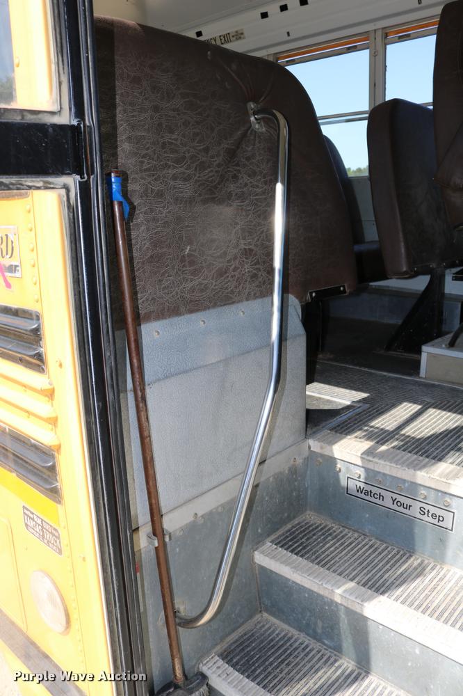 image for item DB9298 2000 Freightliner FS65 Blue Bird school bus