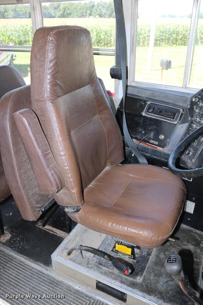 image for item DB9298 2000 Freightliner FS65 Blue Bird school bus