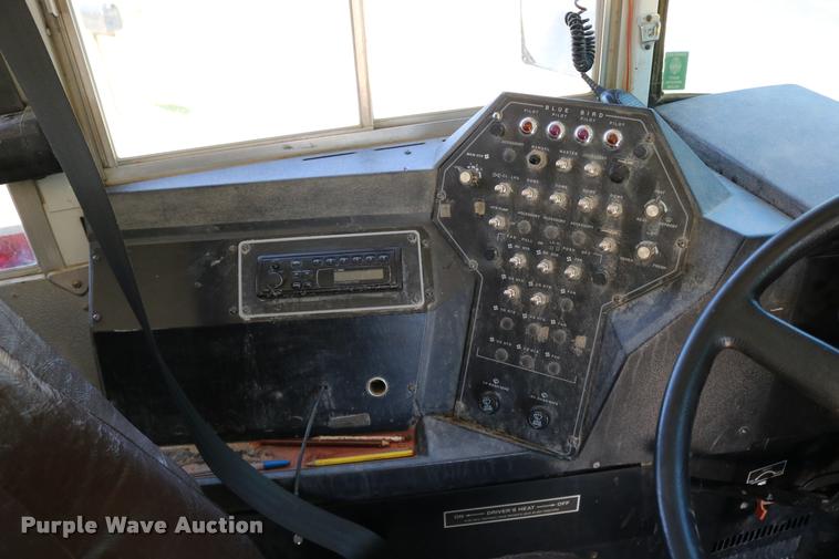 image for item DB9298 2000 Freightliner FS65 Blue Bird school bus