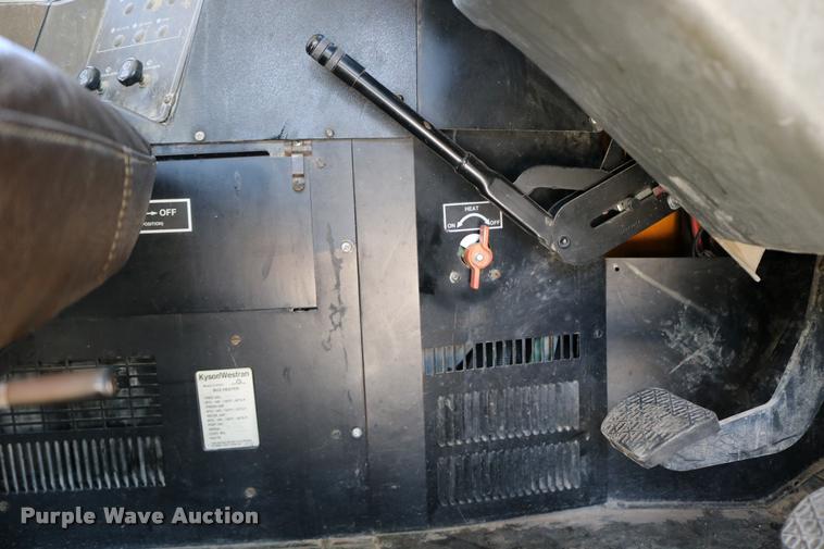 image for item DB9298 2000 Freightliner FS65 Blue Bird school bus