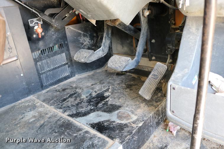 image for item DB9298 2000 Freightliner FS65 Blue Bird school bus