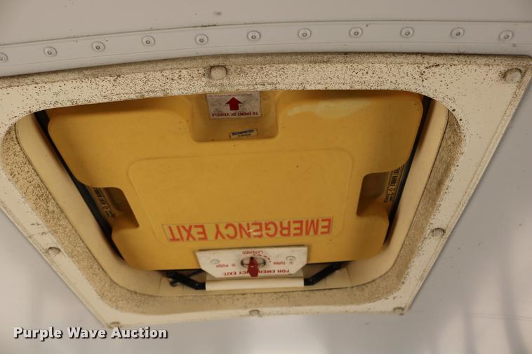 image for item DB9298 2000 Freightliner FS65 Blue Bird school bus