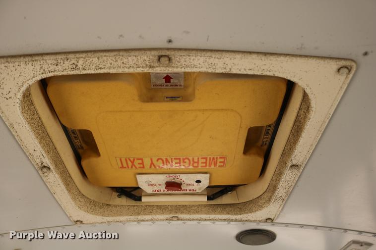 image for item DB9298 2000 Freightliner FS65 Blue Bird school bus