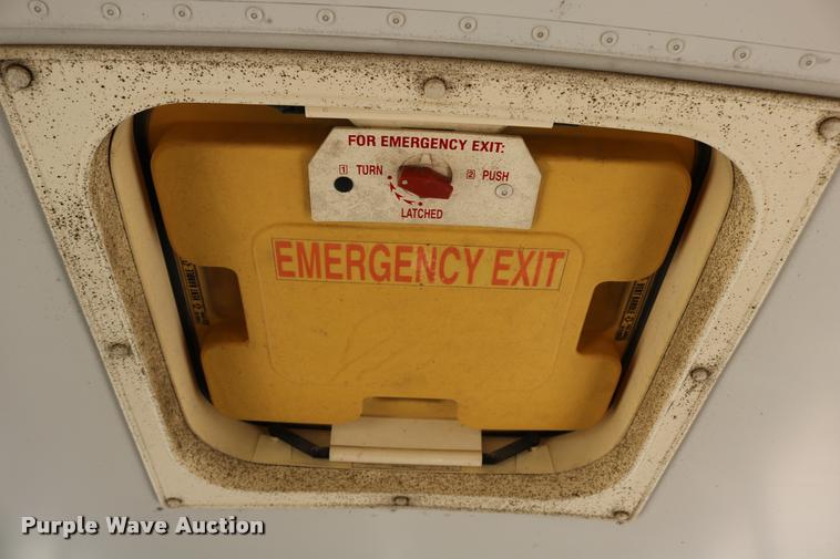 image for item DB9298 2000 Freightliner FS65 Blue Bird school bus