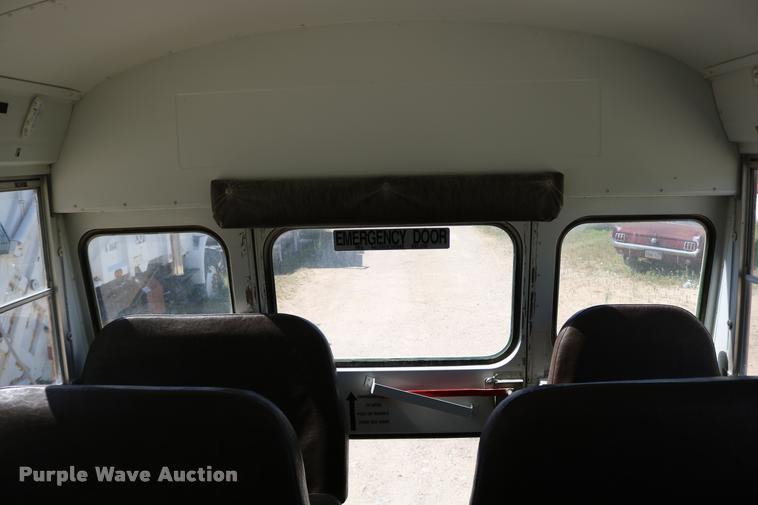 image for item DB9298 2000 Freightliner FS65 Blue Bird school bus