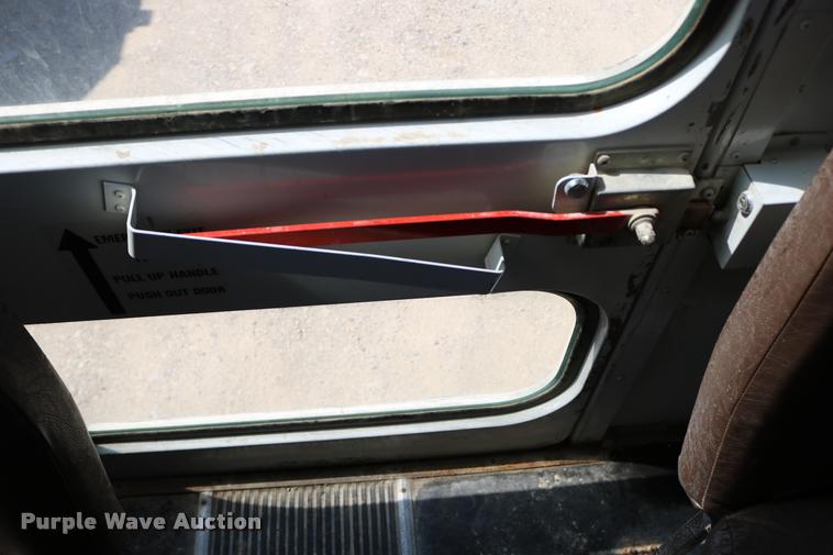 image for item DB9298 2000 Freightliner FS65 Blue Bird school bus