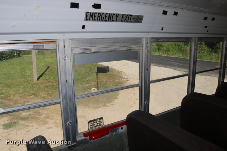 image for item DB9298 2000 Freightliner FS65 Blue Bird school bus