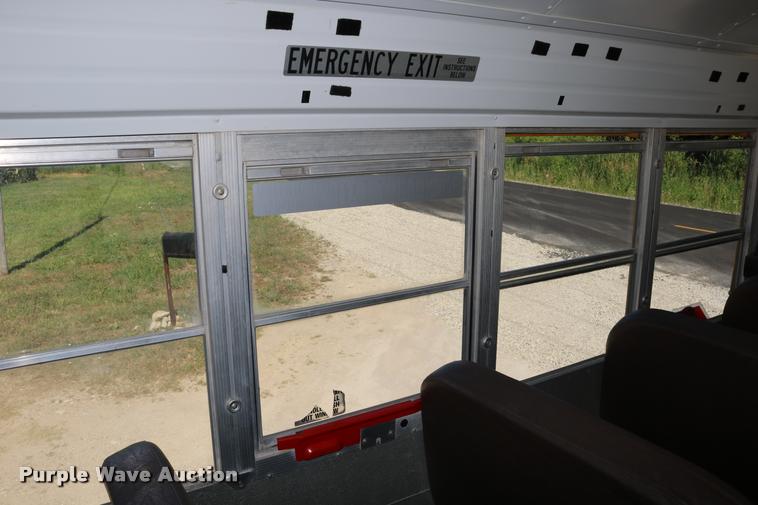 image for item DB9298 2000 Freightliner FS65 Blue Bird school bus