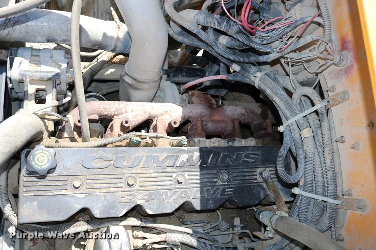 image for item DB9298 2000 Freightliner FS65 Blue Bird school bus