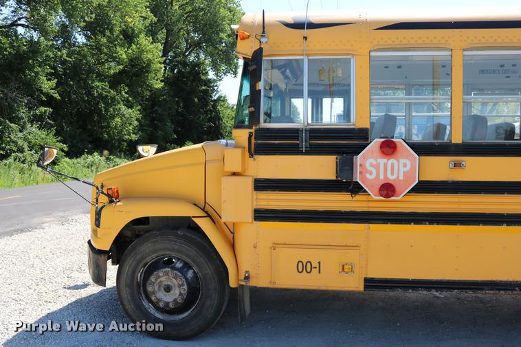 image for item DB9298 2000 Freightliner FS65 Blue Bird school bus