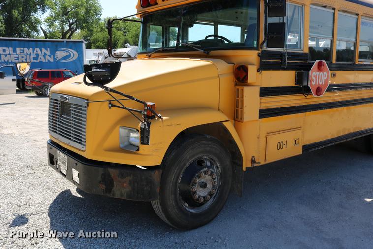 image for item DB9298 2000 Freightliner FS65 Blue Bird school bus