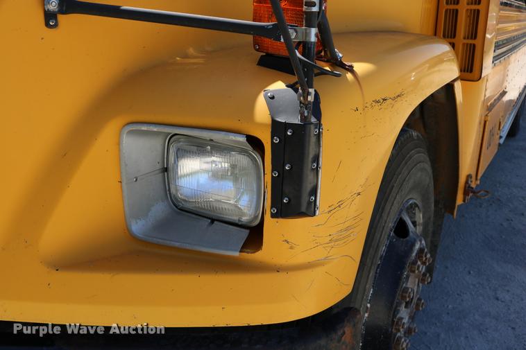 image for item DB9298 2000 Freightliner FS65 Blue Bird school bus