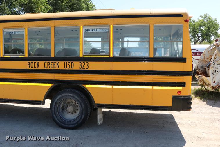 image for item DB9298 2000 Freightliner FS65 Blue Bird school bus