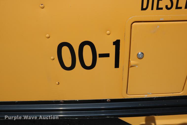 image for item DB9298 2000 Freightliner FS65 Blue Bird school bus