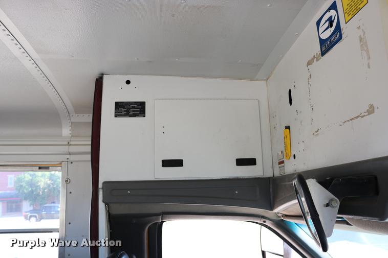 image for item DB9319 2002 Chevrolet Express G3500 school bus