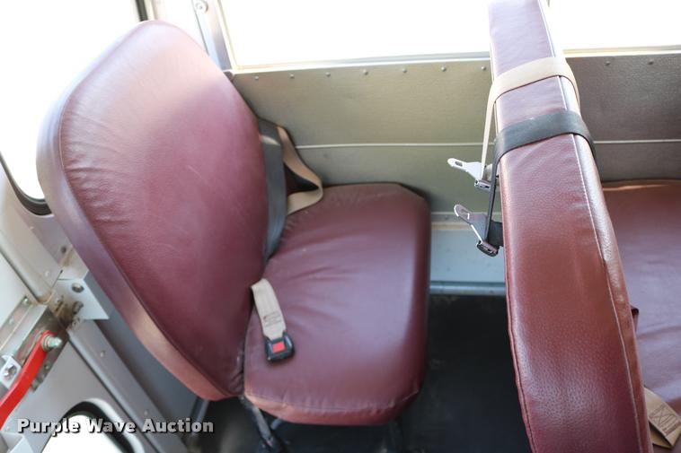 image for item DB9319 2002 Chevrolet Express G3500 school bus