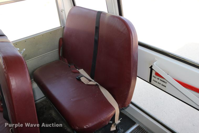 image for item DB9319 2002 Chevrolet Express G3500 school bus