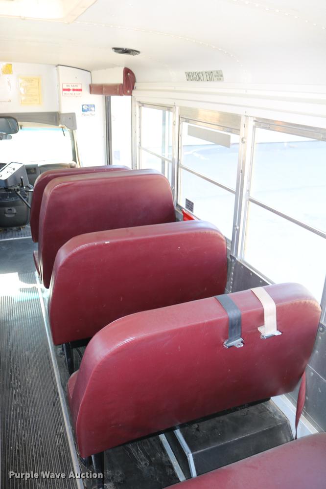 image for item DB9319 2002 Chevrolet Express G3500 school bus