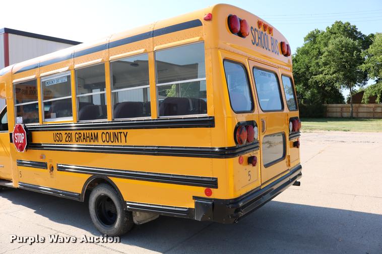 image for item DB9319 2002 Chevrolet Express G3500 school bus