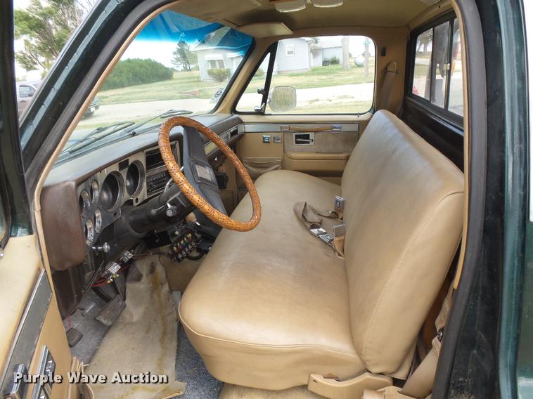 image for item DC3931 1984 Chevrolet Silverado 20 fire truck