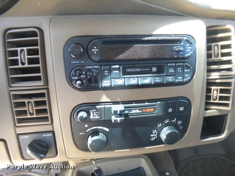 image for item DC3939 2003 Dodge Durango SUV