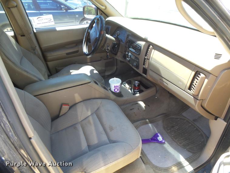 image for item DC3939 2003 Dodge Durango SUV