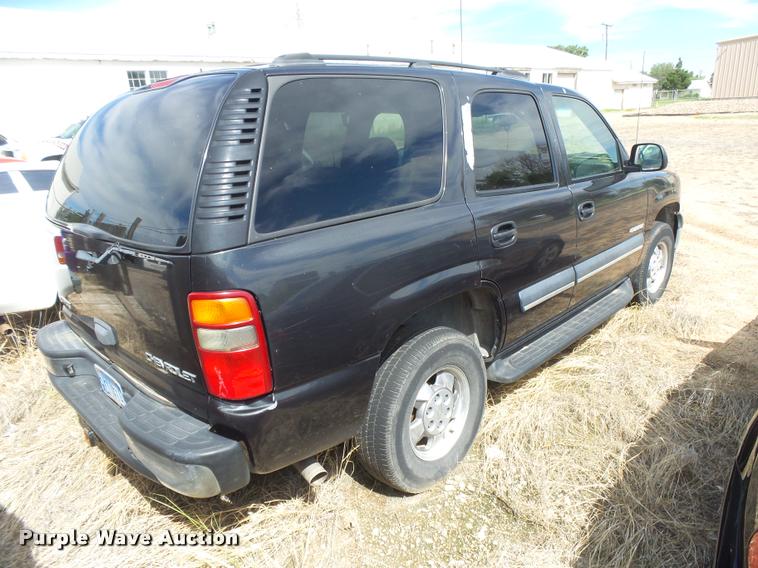 image for item DC3940 2003 Chevrolet Tahoe SUV