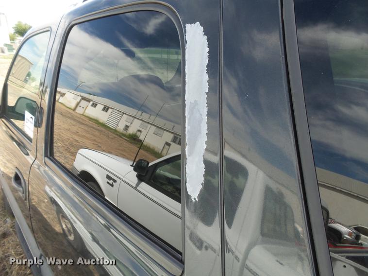 image for item DC3940 2003 Chevrolet Tahoe SUV