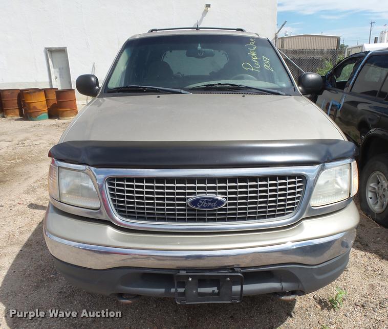 image for item DC3941 2000 Ford Expedition XLT SUV