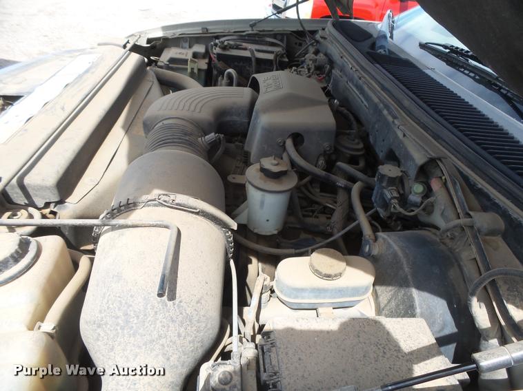 image for item DC3941 2000 Ford Expedition XLT SUV