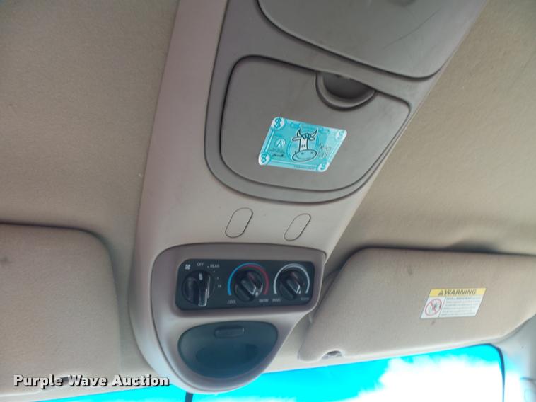 image for item DC3941 2000 Ford Expedition XLT SUV