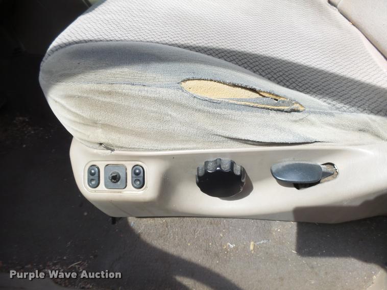 image for item DC3941 2000 Ford Expedition XLT SUV