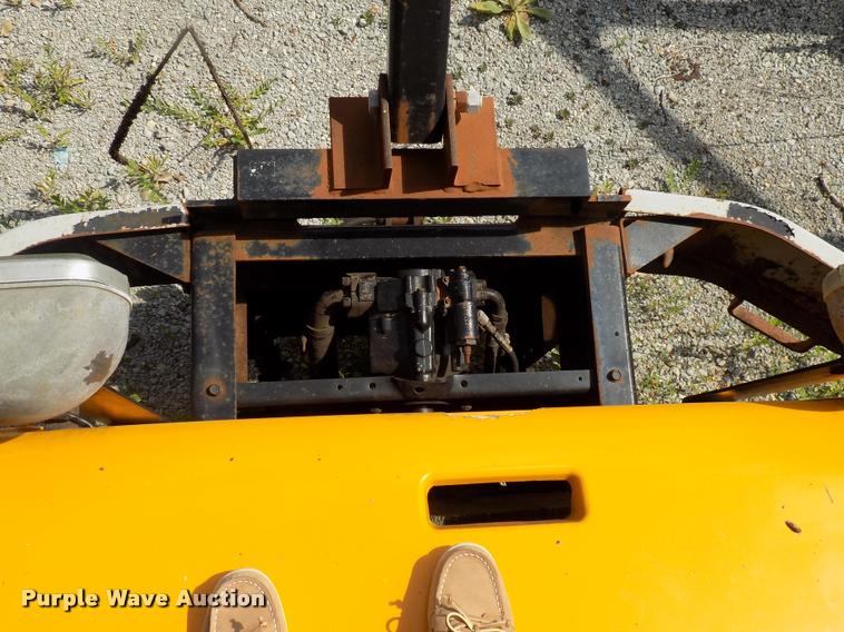 image for item DC4954 1999 International 4700 dump truck