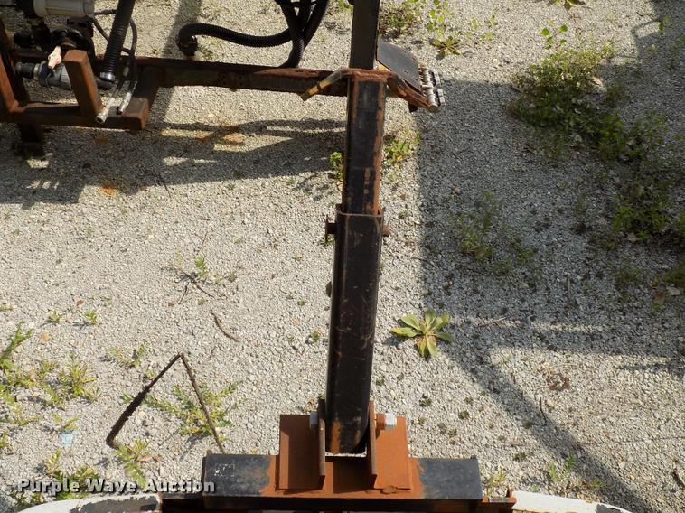 image for item DC4954 1999 International 4700 dump truck