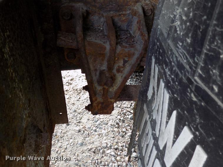 image for item DC4954 1999 International 4700 dump truck